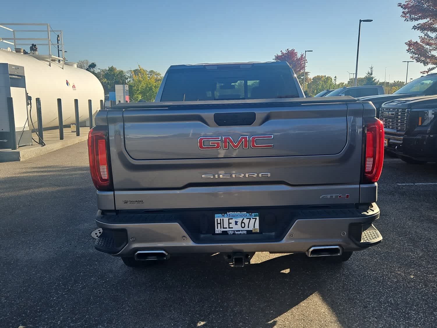 Used 2022 GMC Sierra 1500 AT4 w/ AT4 Preferred Package AWD/4WD image 4