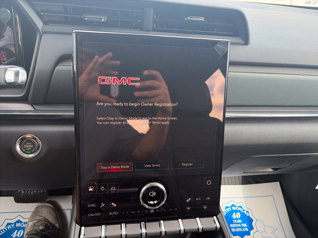 New 2027 GMC Terrain AT4 w/ Technology Package II AWD/4WD image 22