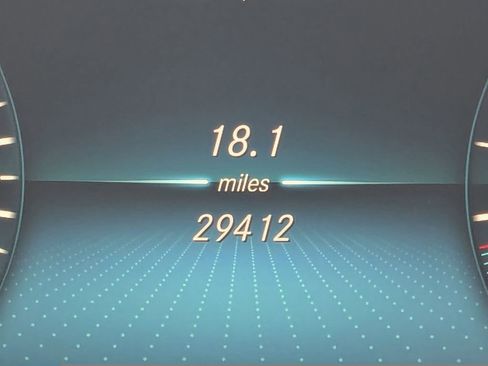 Certified 2022 Mercedes-Benz GLC 300 4MATIC w/ AMG Line image 14