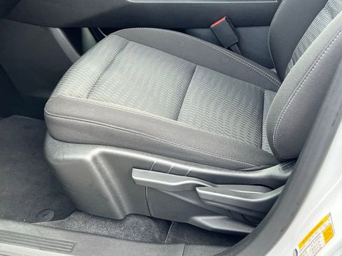 Certified 2025 Chevrolet Equinox LT image 24