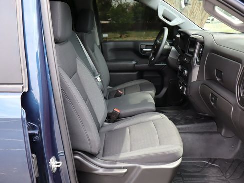 Used 2022 Chevrolet Silverado 1500 Custom AWD/4WD image 22