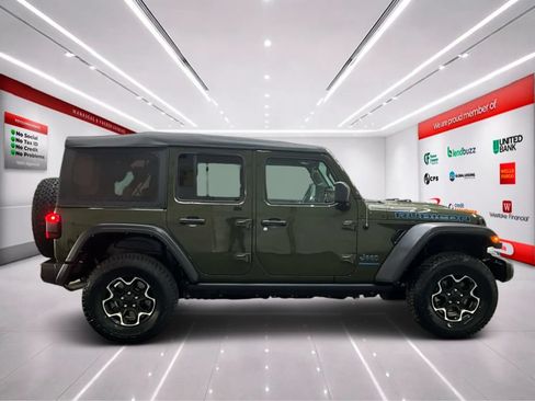 Used 2023 Jeep Wrangler Unlimited Rubicon 4xe w/ Cold Weather Group AWD/4WD image 8