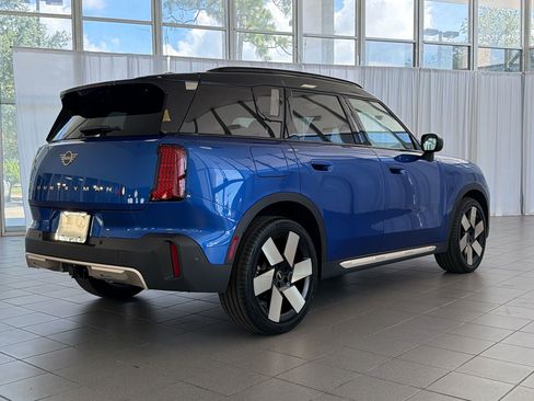 Certified 2026 MINI Cooper Countryman S w/ Comfort Package Max AWD/4WD image 9