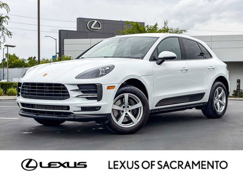 Used 2019 Porsche Macan AWD/4WD image 1