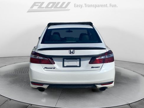 Used 2017 Honda Accord Sport image 8