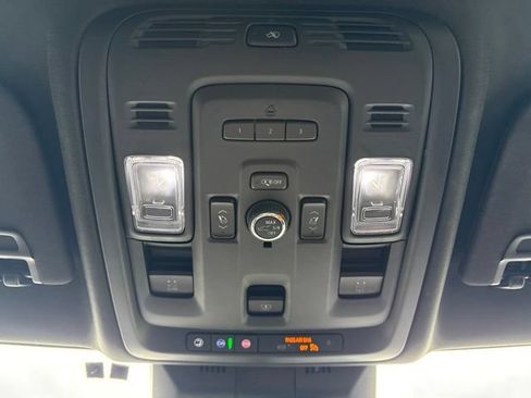 Used 2023 Cadillac Escalade ESV Premium Luxury w/ LPO, Floor Liner Package AWD/4WD image 28