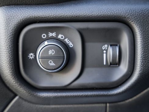 New 2026 RAM 2500 Tradesman w/ Chrome Appearance Group image 41