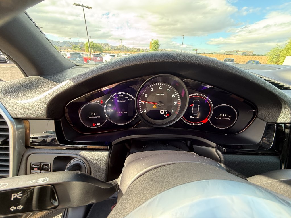 Used 2019 Porsche Cayenne AWD/4WD image 18