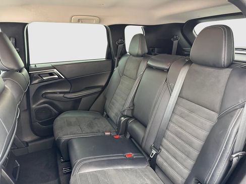 Used 2022 Mitsubishi Outlander SEL Black Edition AWD/4WD image 36