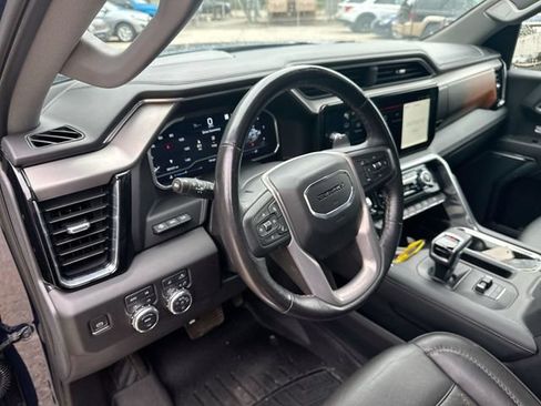 Used 2022 GMC Sierra 1500 Denali w/ Technology Package AWD/4WD image 12