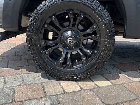 Used 2018 Ford F150 XLT w/ Equipment Group 302A Luxury RWD image 13