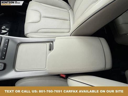 Used 2025 Hyundai Palisade Calligraphy image 24