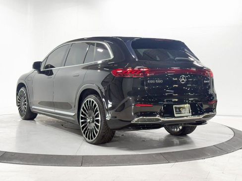 Certified 2023 Mercedes-Benz EQS 580 4MATIC SUV w/ Pinnacle Trim Package image 33