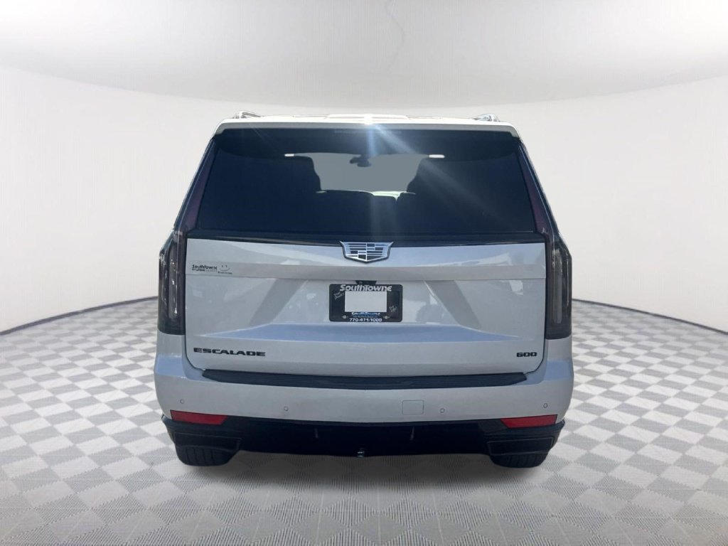 Used 2021 Cadillac Escalade ESV Sport Platinum AWD/4WD image 6