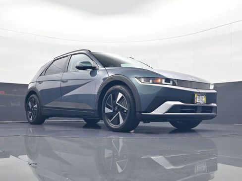 New 2025 Hyundai Ioniq 5 SEL image 23