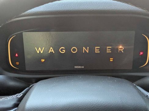 Used 2022 Jeep Wagoneer Series II w/ Premium Group I AWD/4WD image 19