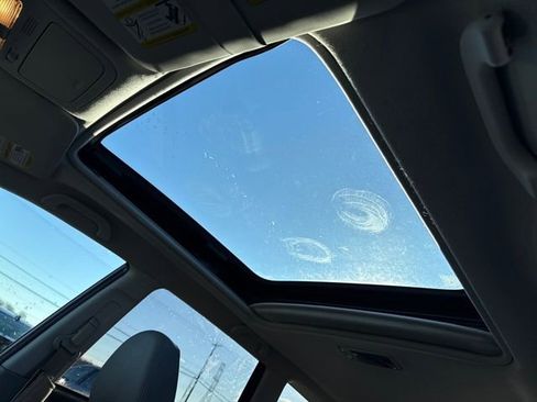 Used 2010 Subaru Forester 2.5X Limited image 22