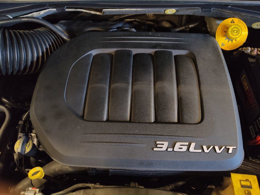 Used 2014 Dodge Grand Caravan SXT FWD image 30