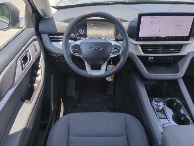 New 2026 Ford Explorer Active RWD image 17