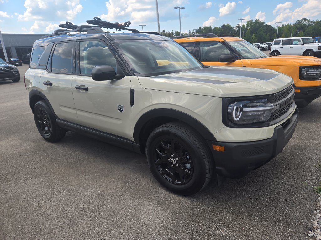 Used 2025 Ford Bronco Sport Big Bend w/ Black Appearance Package AWD/4WD image 2