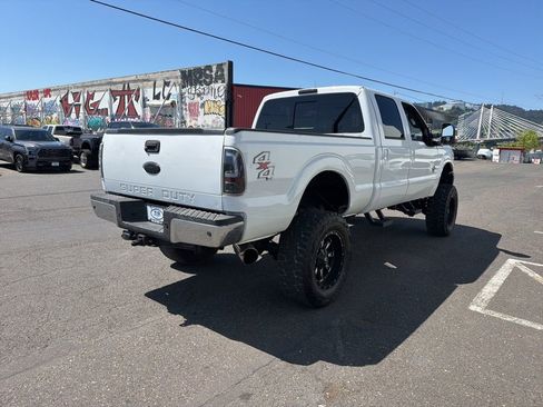 Used 2011 Ford F250 Lariat w/ Lariat Interior Pkg AWD/4WD image 5