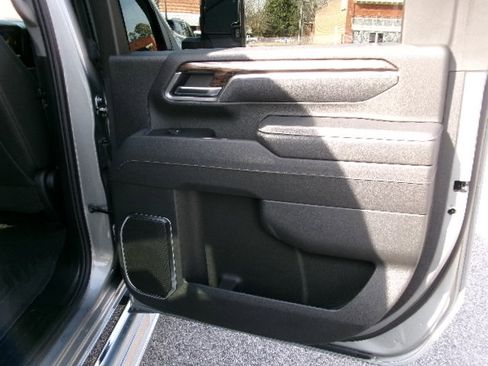 Used 2025 Chevrolet Silverado 2500 LT w/ All Star Edition image 15