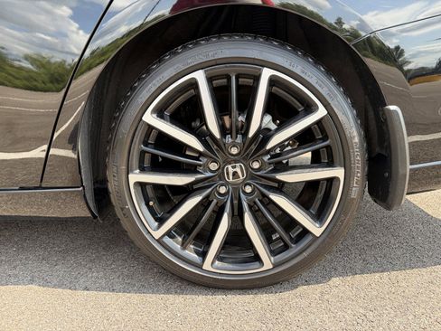 Used 2024 Honda Accord Touring image 37