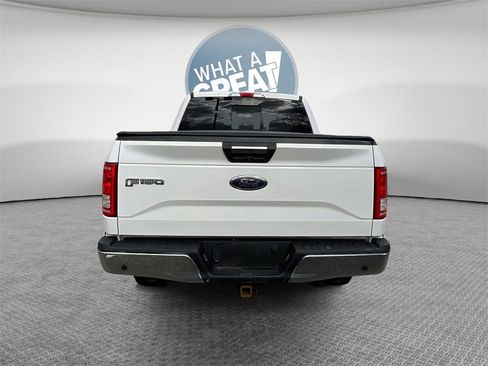 Used 2015 Ford F150 XLT w/ Equipment Group 302A Luxury image 5