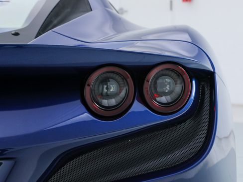 Certified 2021 Ferrari F8 Tributo image 21