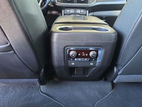 Certified 2021 Chevrolet Suburban High Country image 27