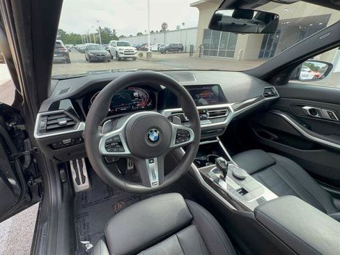Used 2021 BMW 330i xDrive Sedan w/ M Sport Package AWD/4WD image 11