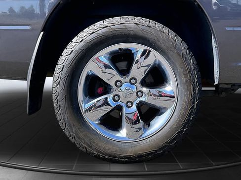 Used 2019 RAM 1500 Big Horn AWD/4WD image 35