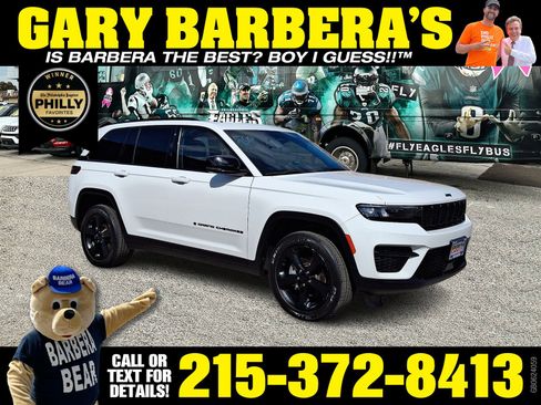 Used 2023 Jeep Grand Cherokee Altitude image 1