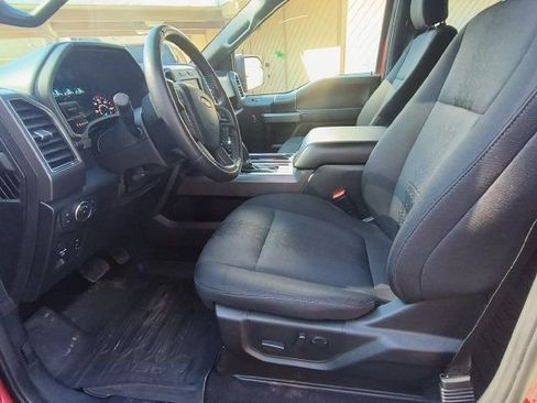 Used 2020 Ford F150 XLT w/ Equipment Group 302A Luxury AWD/4WD image 9