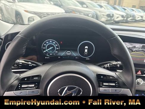 Used 2023 Hyundai Elantra Limited w/ Cargo Package image 27