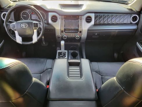 Used 2015 Toyota Tundra Platinum image 11