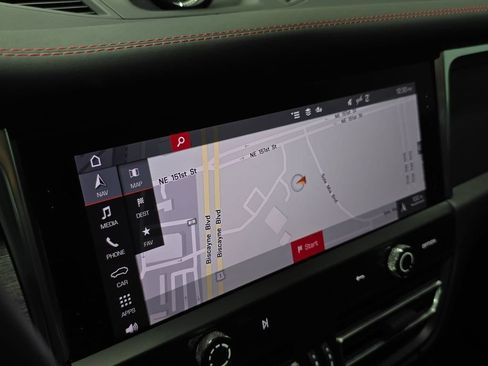 Certified 2023 Porsche Macan GTS AWD/4WD image 17