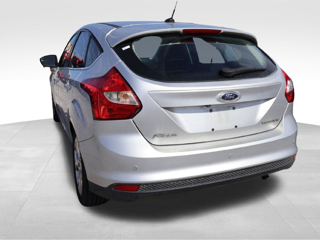Used 2014 Ford Focus Titanium FWD image 21