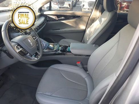 Used 2023 Lincoln Nautilus Reserve w/ Equipment Group 201A image 9