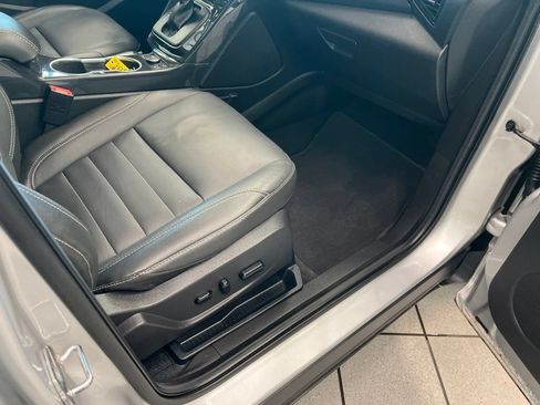 Used 2015 Ford Escape Titanium AWD/4WD image 22