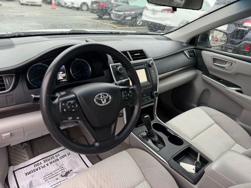 Used 2016 Toyota Camry LE FWD image 22