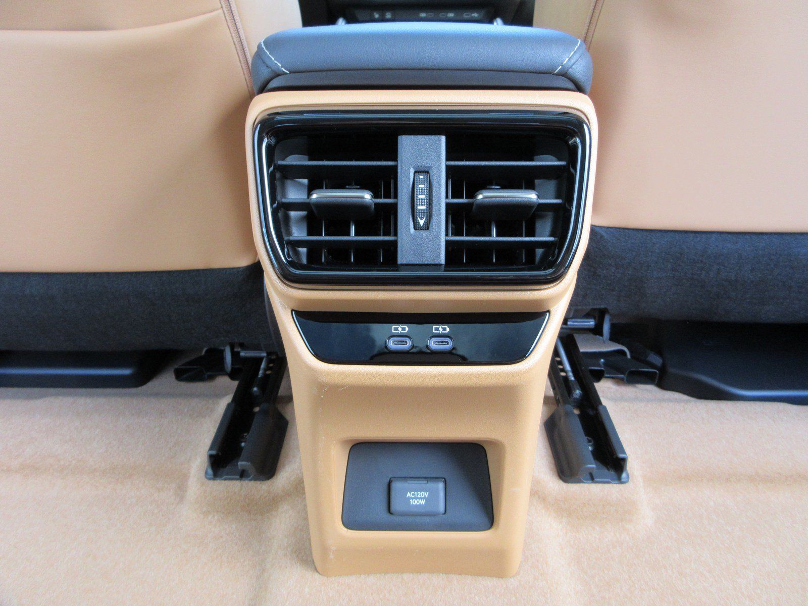 Used 2023 Lexus RZ 450e Premium w/ Technology Package AWD/4WD image 21