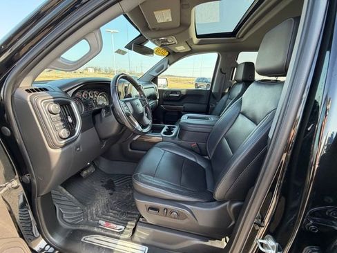 Used 2020 Chevrolet Silverado 1500 LT Trail Boss w/ Midnight Edition image 17