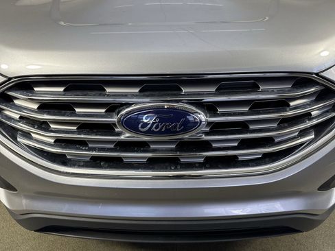 Used 2022 Ford Edge SE w/ Cargo Accessory Package image 25