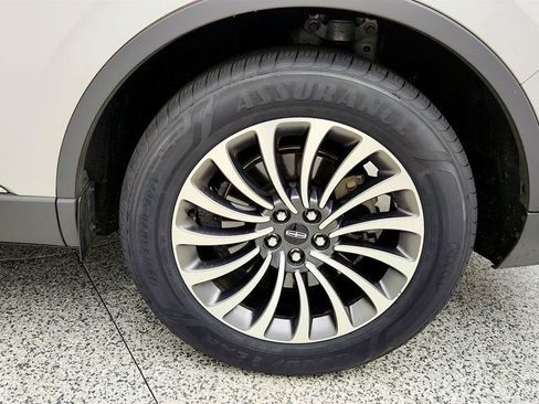 Used 2021 Lincoln Aviator Reserve w/ Elements Package Plus AWD/4WD image 9