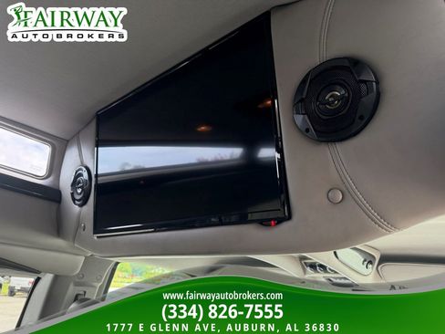 Used 2019 Chevrolet Express 2500 Extended w/ Enhanced Convenience Package RWD image 33