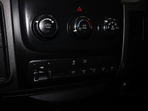 Used 2016 RAM 2500 Tradesman RWD image 24