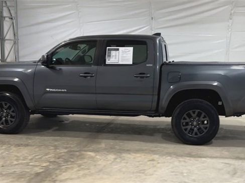 Used 2023 Toyota Tacoma SR5 image 5