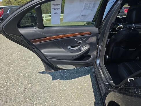 Used 2016 Mercedes-Benz S 550 Sedan image 45