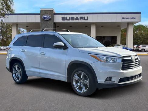 Used 2015 Toyota Highlander Limited Platinum FWD image 8